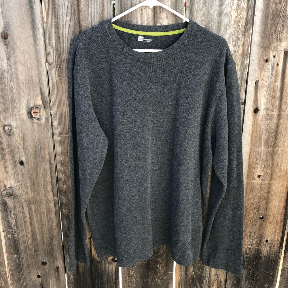 GAP Sweatshirt